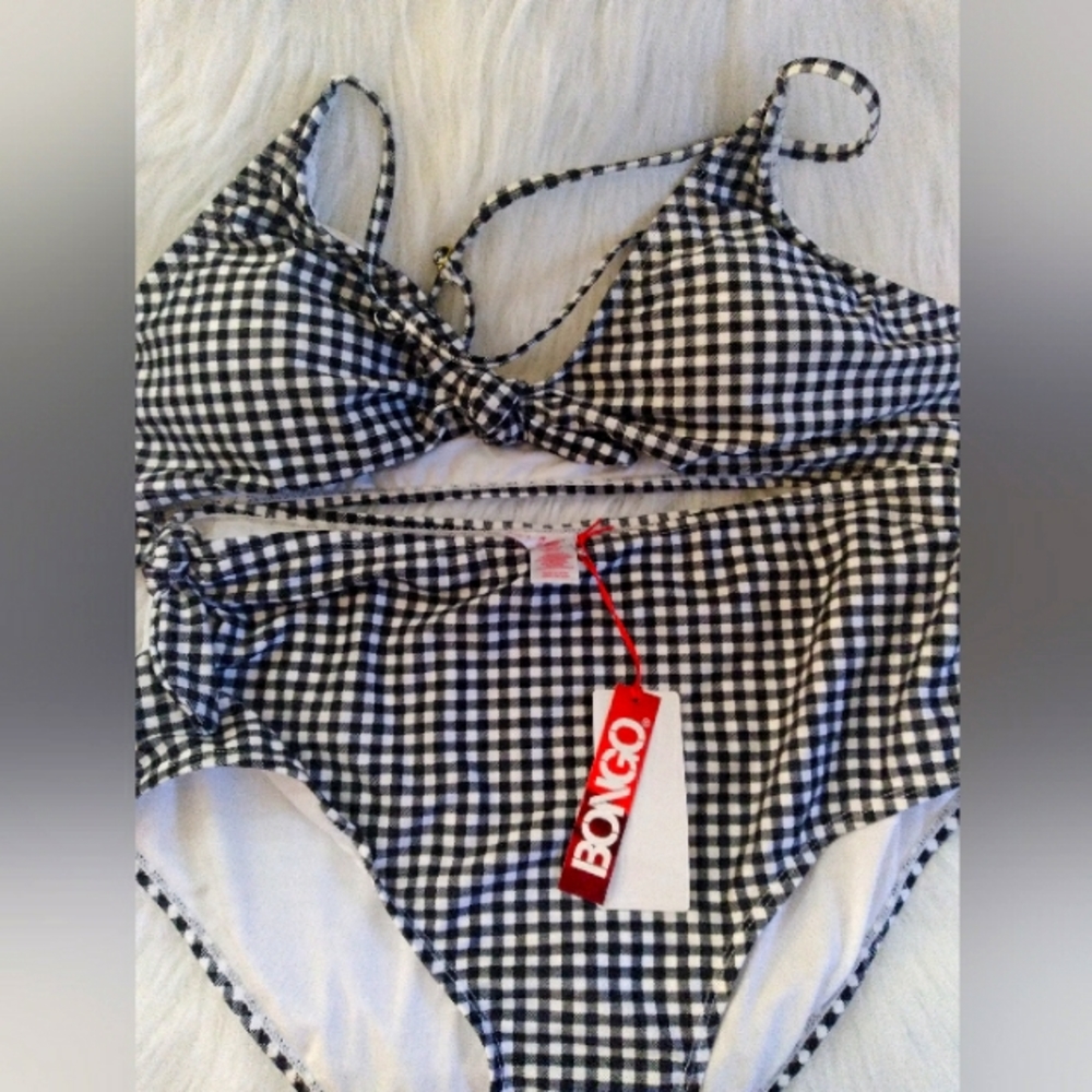 Bongo two piece bikini swimsuit with bows. **Top is Size XL - Bottom is XXL